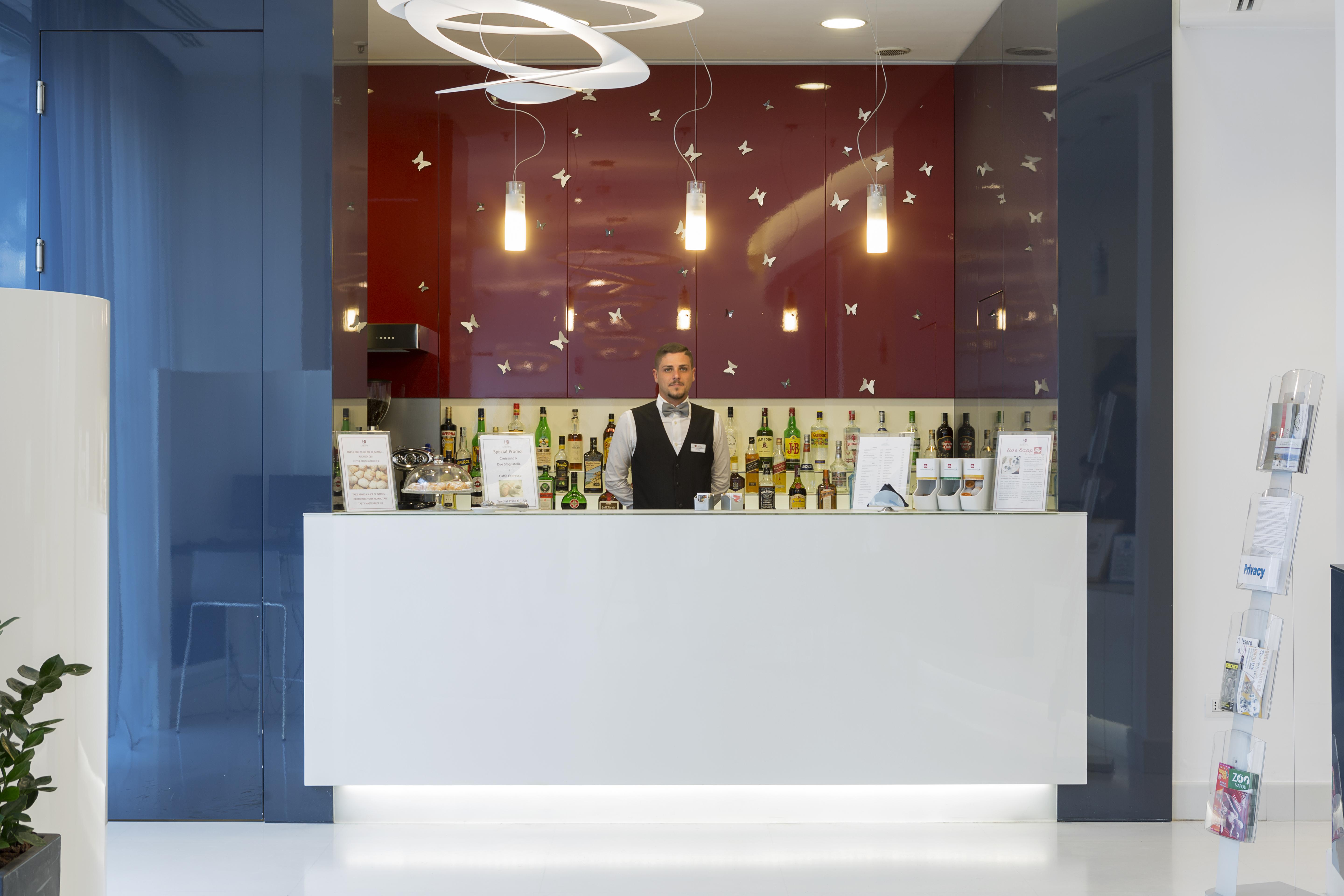 Hotel Cristina Наполи Екстериор снимка