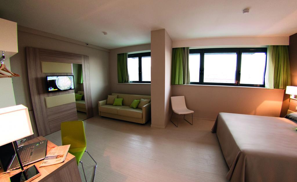 Hotel Cristina Наполи Екстериор снимка