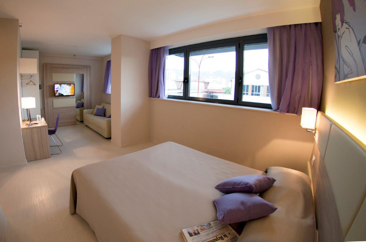 Hotel Cristina Наполи Екстериор снимка