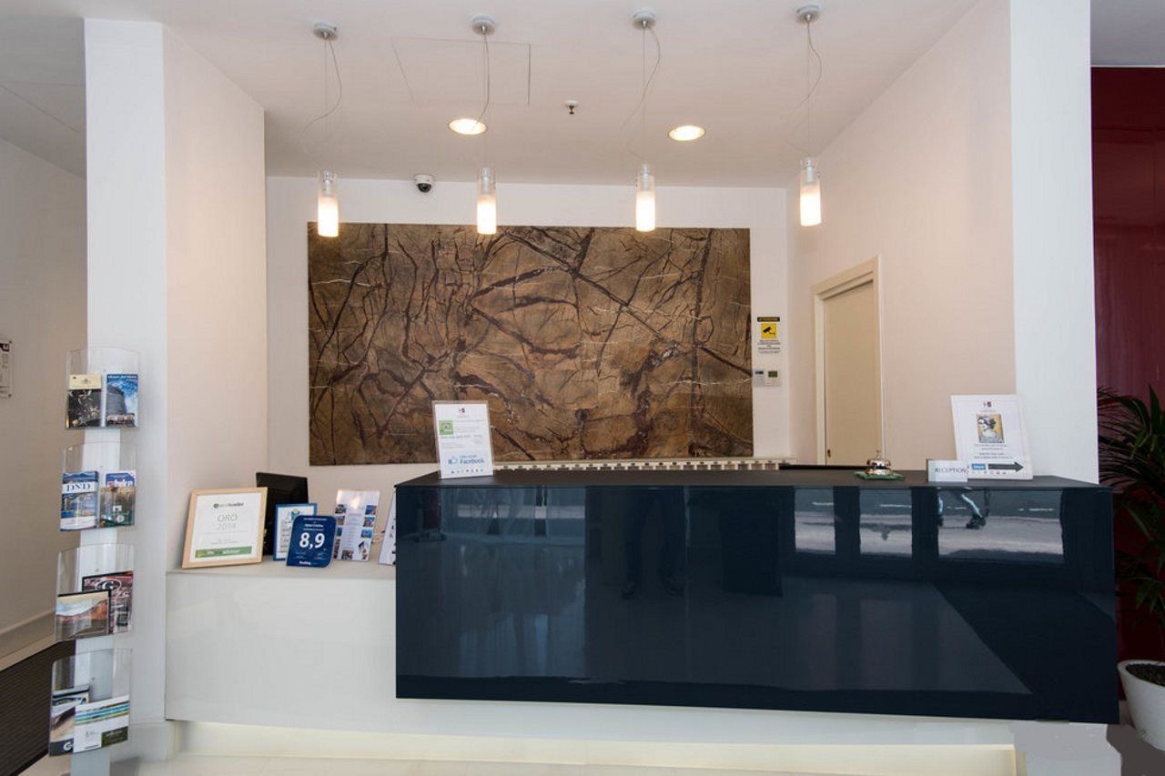 Hotel Cristina Наполи Екстериор снимка